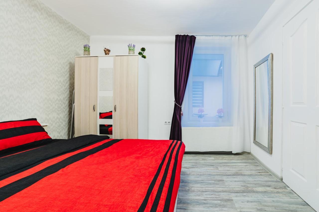 Studio Central Poarta Schei Brașov Exterior foto